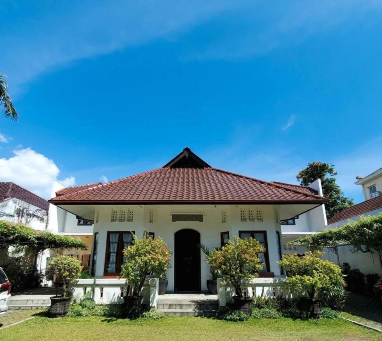 Clemmie Huis Yogyakarta Esterno foto
